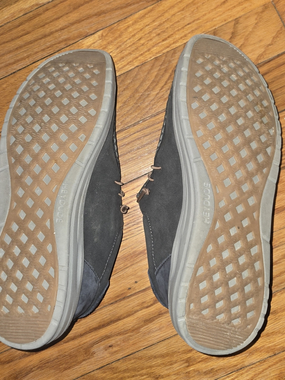 Hey Dude Men’s Black Suede Slip-On with Tan Laces - Picture 3 of 4